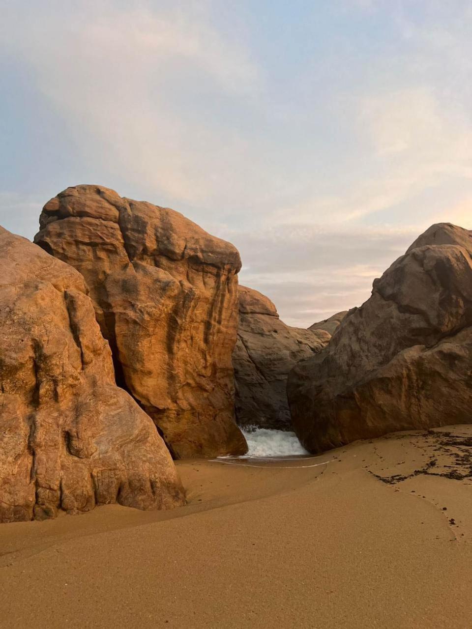 Treasure Rock Bed and Breakfast Kirinda  Εξωτερικό φωτογραφία
