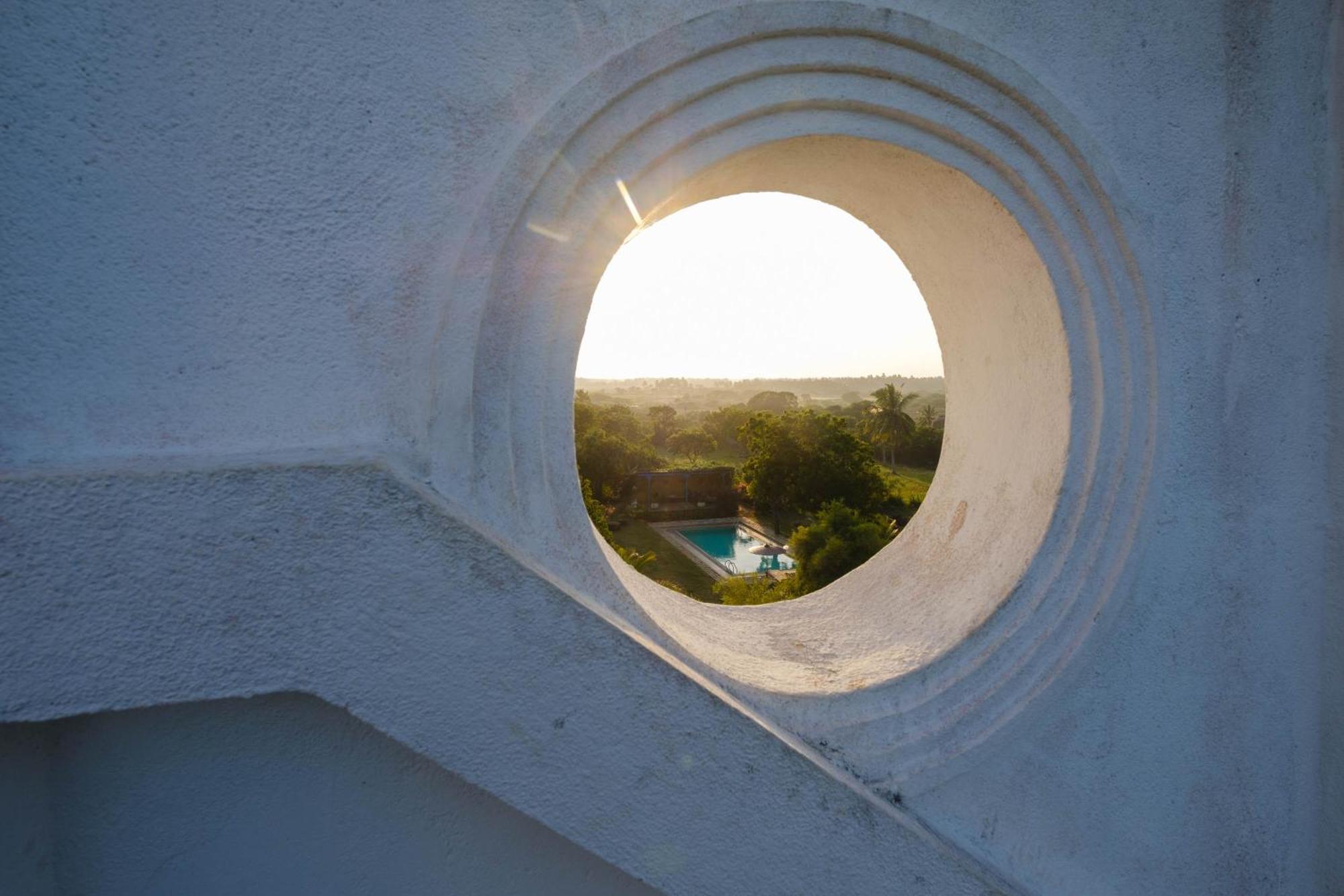 Treasure Rock Bed and Breakfast Kirinda  Εξωτερικό φωτογραφία